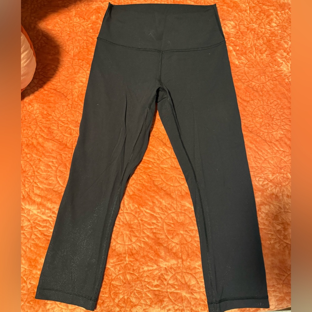 Lululemon 🍋 - 23 in” Leggings (Shimmery Black) - Size 6